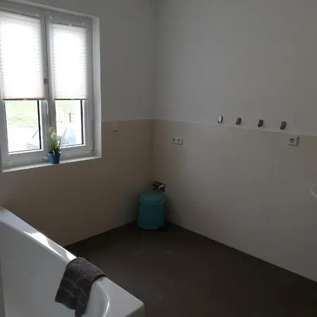 Apartmenthaus Mehrow Πανσιόν Ahrensfelde