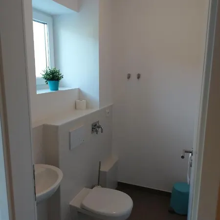 Apartmenthaus Mehrow Πανσιόν 3*