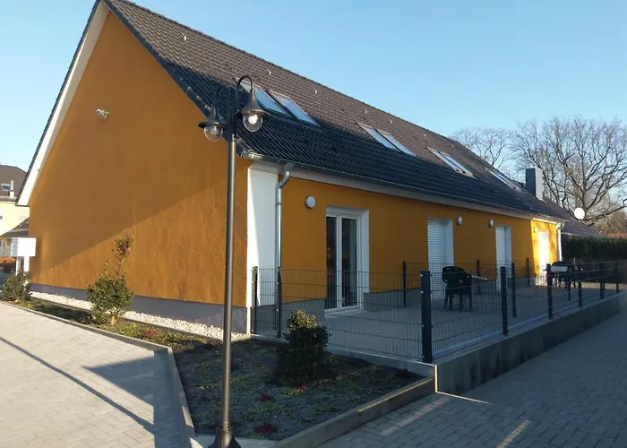 Apartmenthaus Mehrow Konukevi Ahrensfelde
