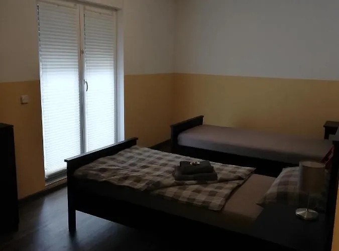 Apartmenthaus Mehrow Konukevi 3*